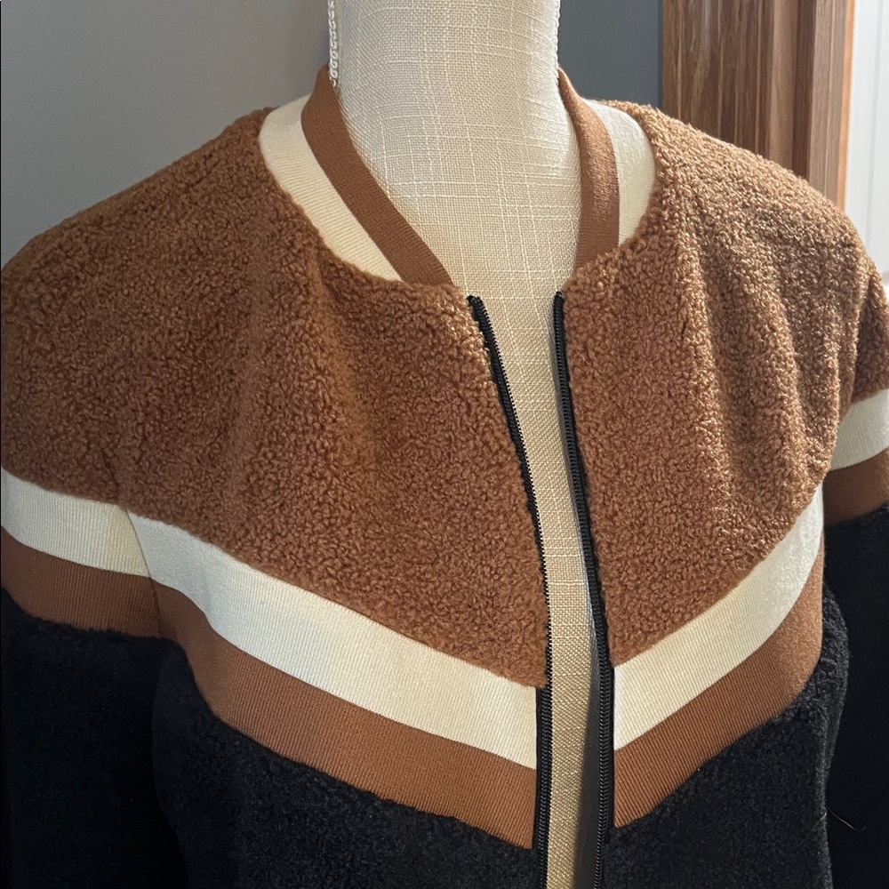 Time for Me Color Block jacket, size M - Picture 4 of 9